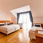 Club Am Kreischberg Hotel 4*