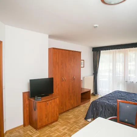 Club Am Kreischberg Hotel 4*