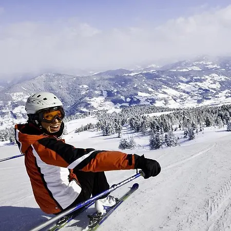 Club Am Kreischberg Hotel 4*